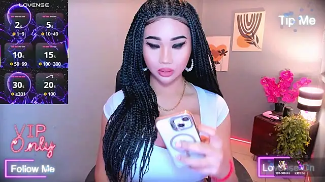 TriciaCumLoader online show from 01.17.26