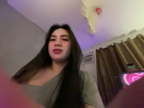 Snapshot of wild_flowerx chatting on 04.25.26 wild flowerx online show from 04.25.26