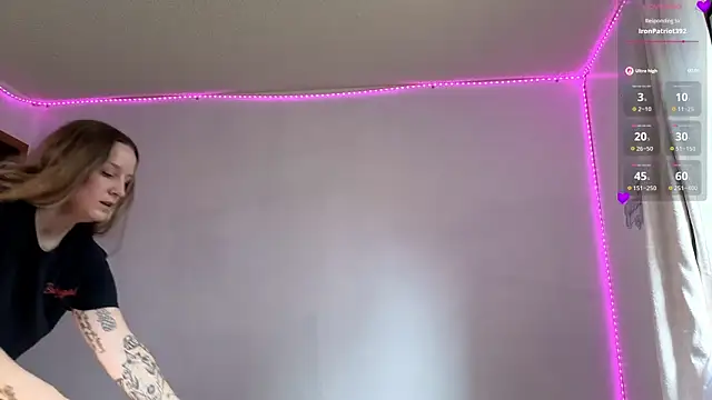 dustbunni0414 online show from 06.17.26