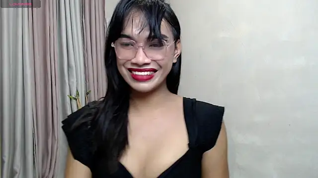 Snapshot of Herbielustts chatting on 04.29.26 Herbielustts online show from 04.29.26