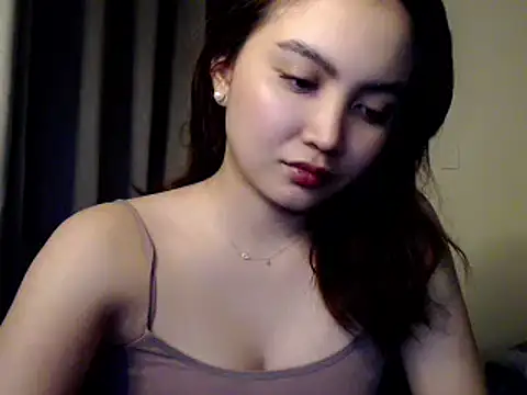 Snapshot of ladymiaxx chatting on 10.02.25 ladymiaxx online show from 10.02.25