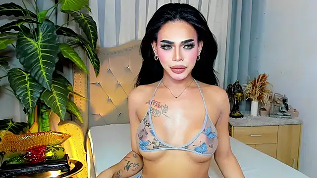 MochaliciousTransOnTop online show from 01.10.26