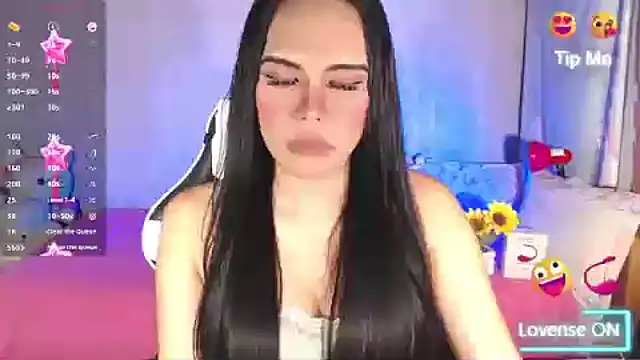 TssluttyNikka online show from 04.12.26