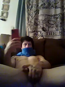 Snapshot of RivslRabbit chatting on 03.29.26 RivslRabbit online show from 03.29.26