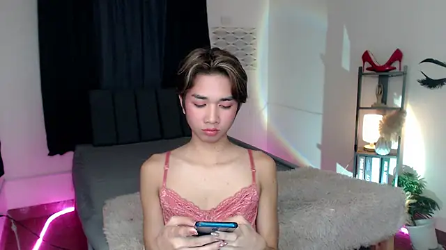 Lavictoriathegreat online show from 11.19.25