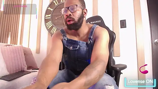 King Malik online show from 09.30.25