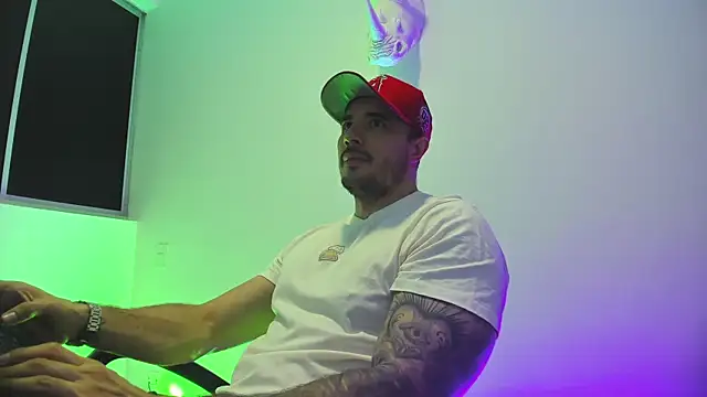 Snapshot of Dagoti chatting on 02.07.26 Dagoti online show from 02.07.26