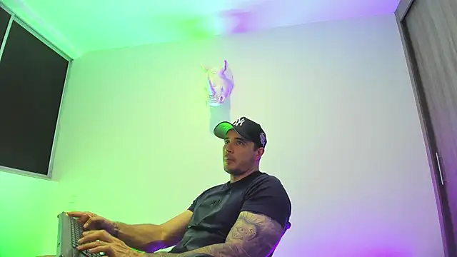 Snapshot of Dagoti chatting on 02.10.26 Dagoti online show from 02.10.26