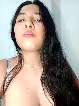 VALENTINA ROUSE  online show from 10.13.25