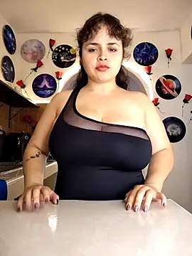 SeleneLuminari8 online show from 09.18.25