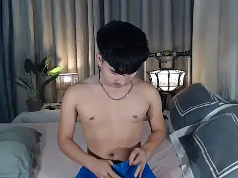 cute richard24 online show from 11.25.25