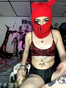 venusobryan 55 online show from 10.27.25