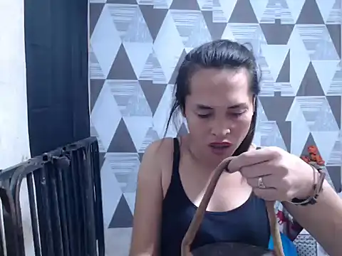 Wiynwyn Delamerced1989 online show from 02.23.26