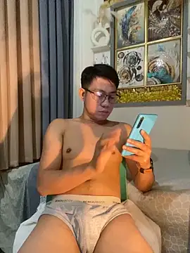 xshyboyx online show from 09.12.25