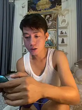 xshyboyx online show from 09.18.25