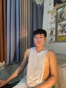 xshyboyx online show from 02.13.26