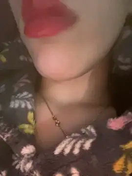 Mimisixo online show from 11.03.25