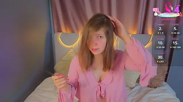 BeatrixCarIeton online show from 09.24.25