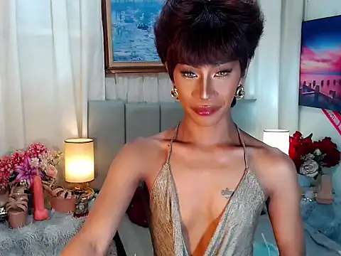 sassylatina online show from 11.14.25