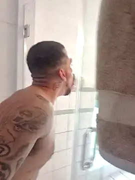 Cnutt310 online show from 11.08.25