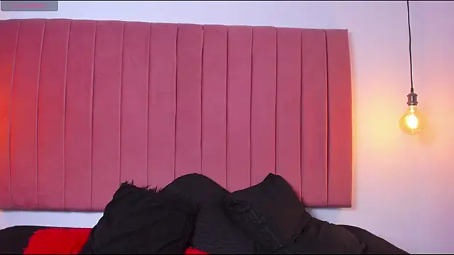 ana foxi online show from 11.25.25