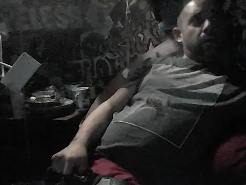 Twoslipperywhenwett online show from 12.13.25