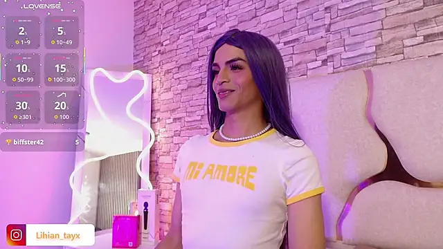 LIHIAN TAY online show from 09.15.25