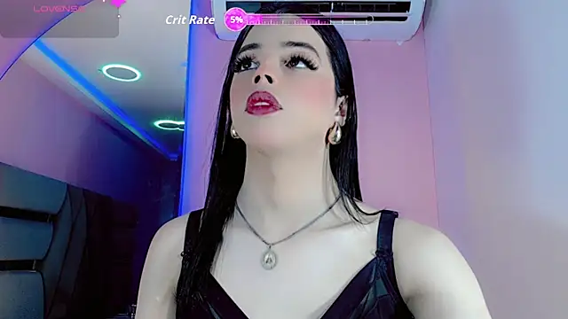 Snapshot of SabrinaAbasali chatting on 10.05.25 SabrinaAbasali online show from 10.05.25