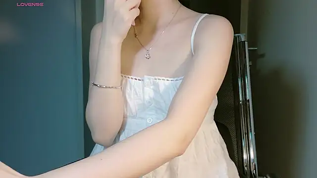 Ryeon 99 online show from 03.27.26