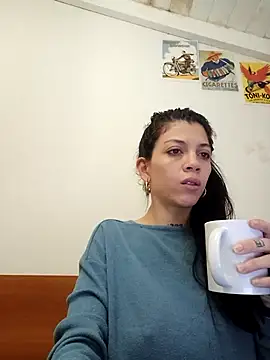 Snapshot of Paula_Alameda chatting on 09.15.25 Paula Alameda online show from 09.15.25