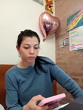 Snapshot of Paula_Alameda chatting on 09.21.25 Paula Alameda online show from 09.21.25