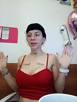 Snapshot of Paula_Alameda chatting on 10.01.25 Paula Alameda online show from 10.01.25