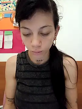 Snapshot of Paula_Alameda chatting on 10.22.25 Paula Alameda online show from 10.22.25
