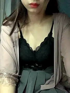 Snapshot of Zika_23 chatting on 12.14.25 Zika 23 online show from 12.14.25