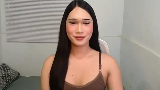 Snapshot of Leighs_Celine chatting on 02.21.26 Leighs Celine online show from 02.21.26