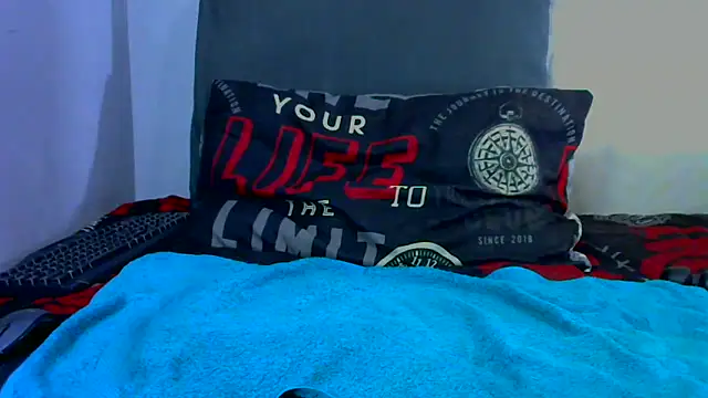 shy-lillyX22 online show from 10.18.25