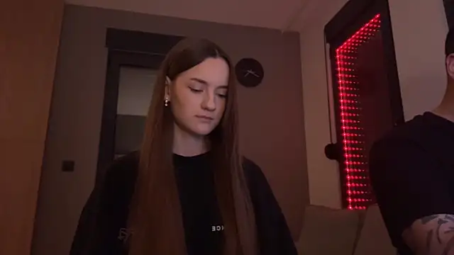 Snapshot of TenDouble chatting on 11.16.25 TenDouble online show from 11.16.25