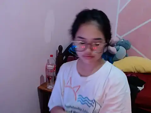 Snapshot of aaliyah_walker chatting on 12.05.25 aaliyah walker online show from 12.05.25