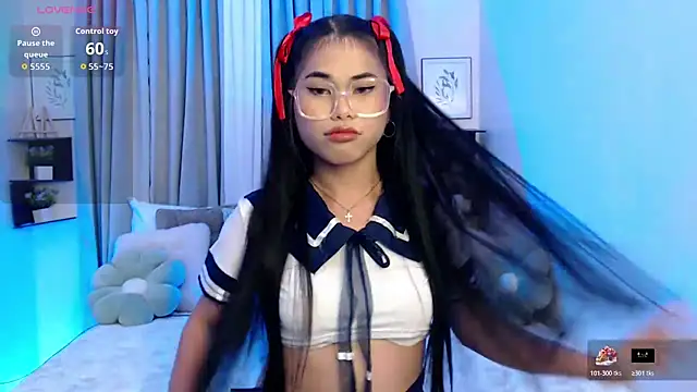 PrettyBlythes TS online show from 11.05.25