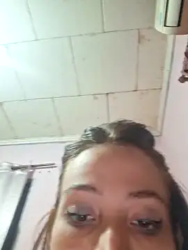 Tudiablita21 online show from 04.13.26