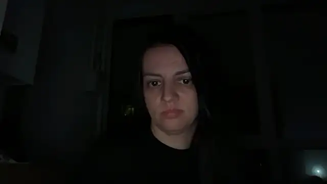 Snapshot of Sladosttss chatting on 12.16.25 Sladosttss online show from 12.16.25