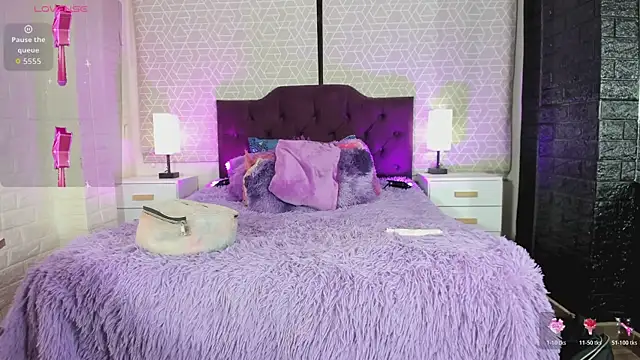 Snapshot of Zamara_Kleii chatting on 11.12.25 Zamara Kleii online show from 11.12.25