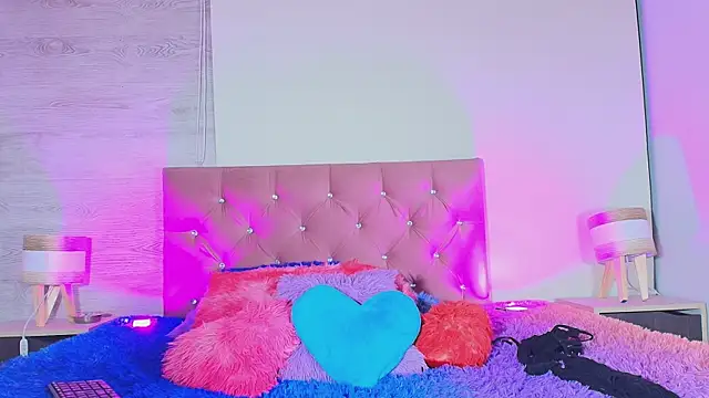 Zamara Kleii online show from 04.10.26