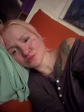 KateMonroe online show from 04.15.26