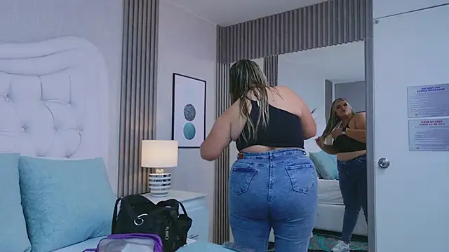 KiimBrooks online show from 01.17.26