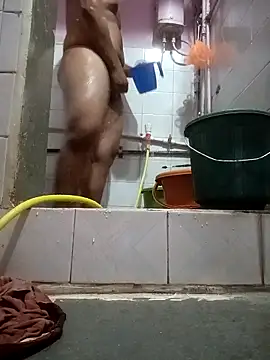 Snapshot of TitoHere chatting on 10.15.25 TitoHere online show from 10.15.25