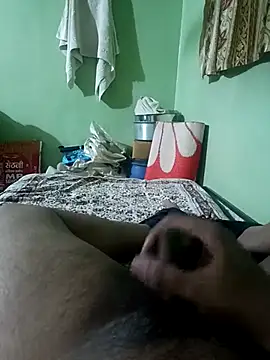 Snapshot of TitoHere chatting on 12.18.25 TitoHere online show from 12.18.25