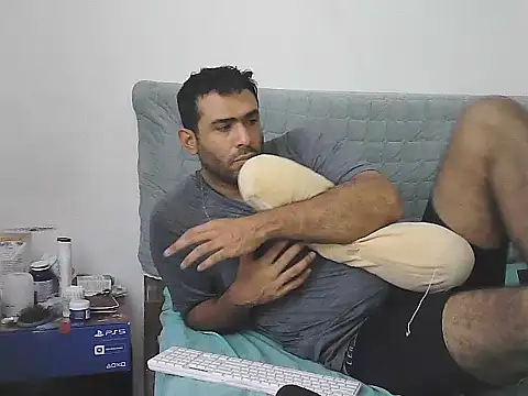 morenocabro10 online show from 04.19.26