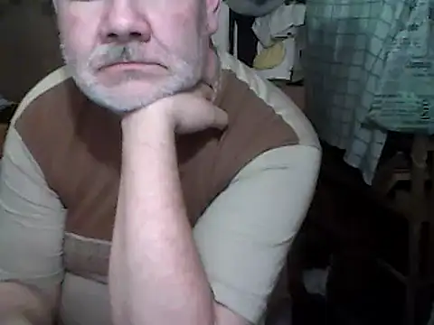 Snapshot of A1B3- chatting on 12.18.25 A1B3- online show from 12.18.25