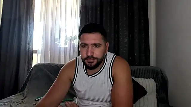 Gold Alpha Boy online show from 09.27.25